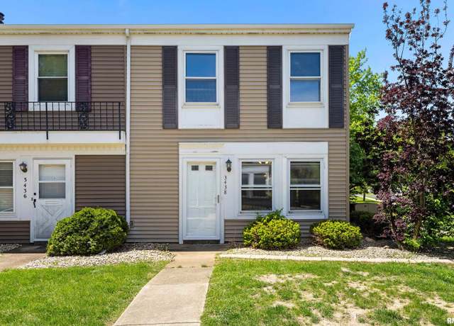 Property at 3438 N Sandia Dr #134, Peoria, IL 61604, 2 beds, 1.5 baths