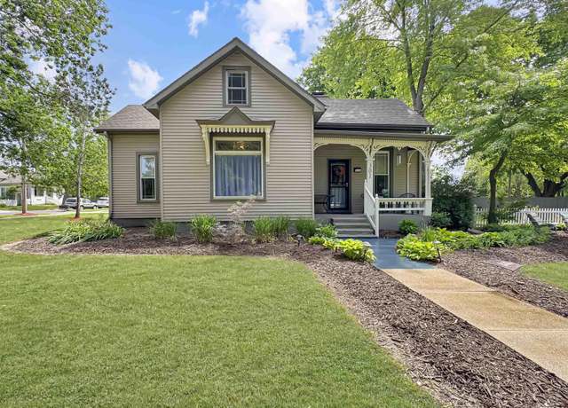 Property at 301 S Orchard St, Mackinaw, IL 61755, 3 beds, 2 baths