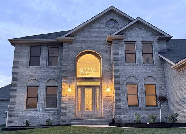 Property at 1600 E 5th St, Coal Valley, IL 61240, 4 beds, 2.5 baths