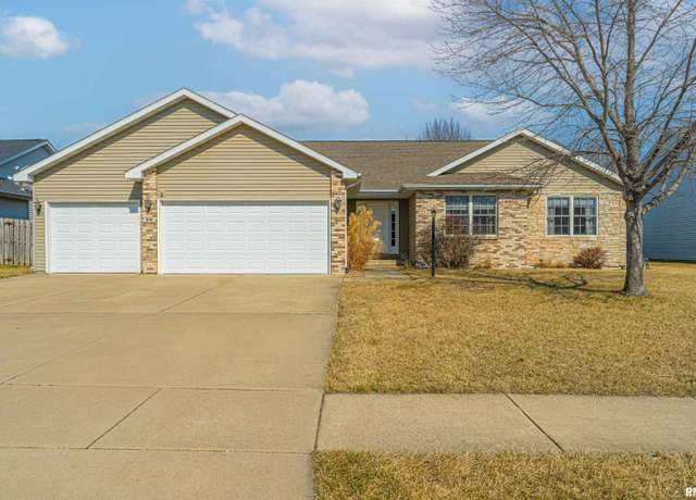 Property at 309 Garvey Ln, Chatham, IL 62629, 4 beds, 2.5 baths