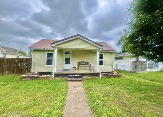 Property at 1812 Baynes St, Metropolis, IL 62960, 2 beds, 1 bath