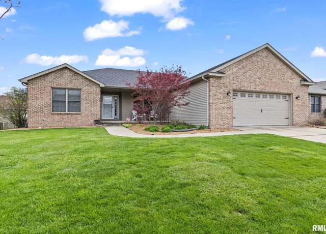 Property at 1516 Hosta St, Springfield, IL 62712, 3 beds, 2 baths