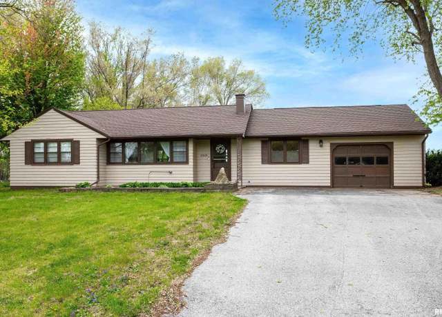 Property at 2828 56th Avenue West, Milan, IL 61264, 3 beds, 1 bath