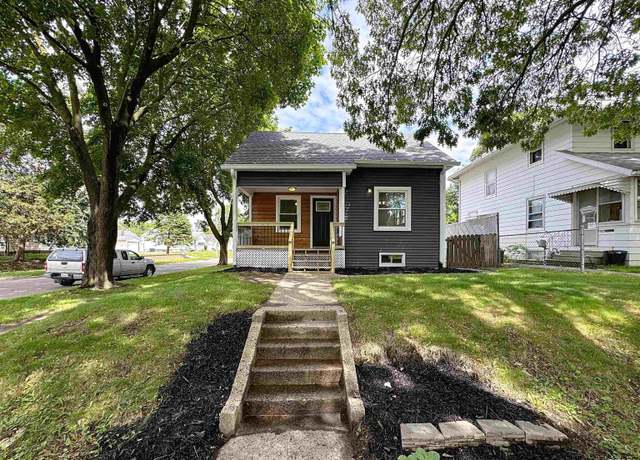 Property at 1501 43rd St, Rock Island, IL 61201-3915, 4 beds, 1 bath