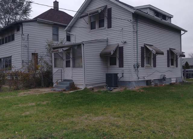 Property at 1332 10th Ave, East Moline, IL 61244, 2 beds, 1 bath