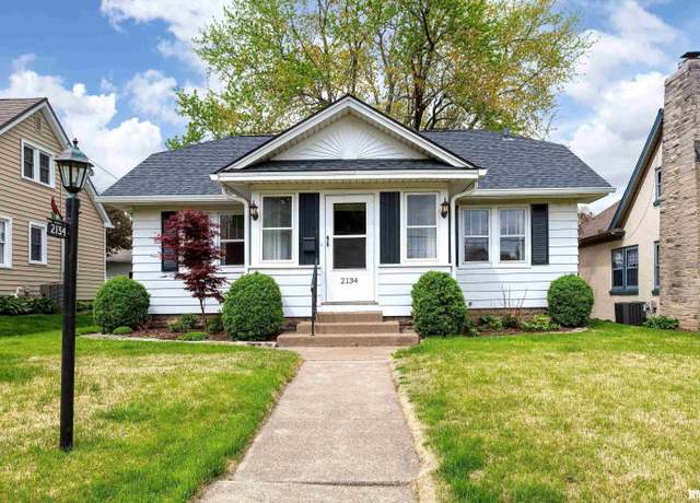 Property at 2134 Belle Ave, Davenport, IA 52803, 3 beds, 2 baths