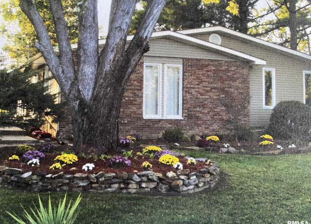Property at 115 Weisbrook Ln, Carterville, IL 62918, 3 beds, 1.5 baths