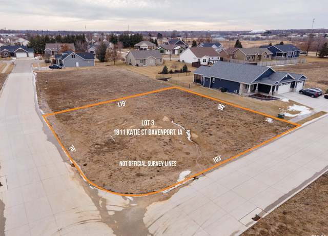 Property at 1811 Katie Ct, Davenport, IA 52807