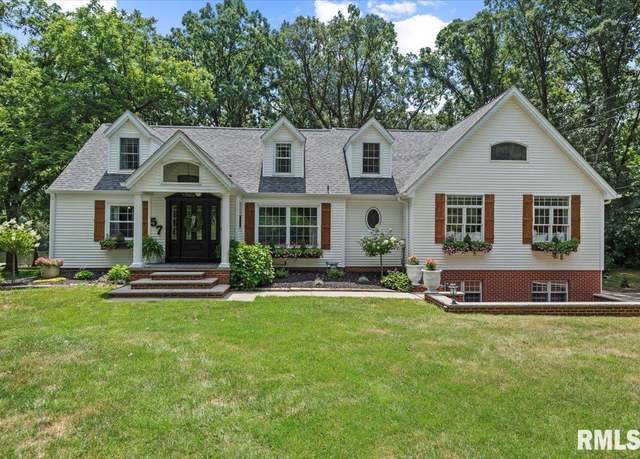 Property at 57 Oak Ln, Springfield, IL 62712, 4 beds, 2.5 baths
