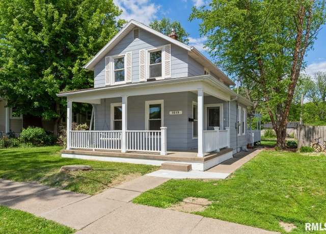 Property at 1619 Orange St, Muscatine, IA 52761, 2 beds, 1 bath