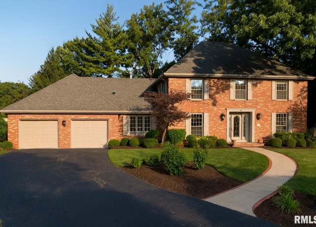 Property at 1203 W Wexford Pl, Peoria, IL 61615, 4 beds, 3.5 baths