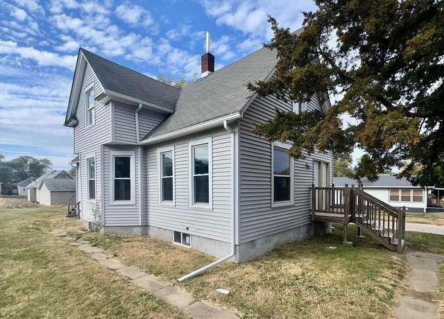 Property at 1600 9th St, Rock Island, IL 61201, 2 beds, 2 baths