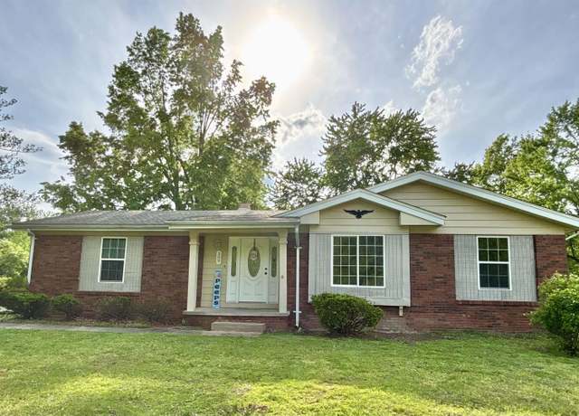 Property at 309 S Greenbriar Rd, Carterville, IL 62918, 4 beds, 2 baths