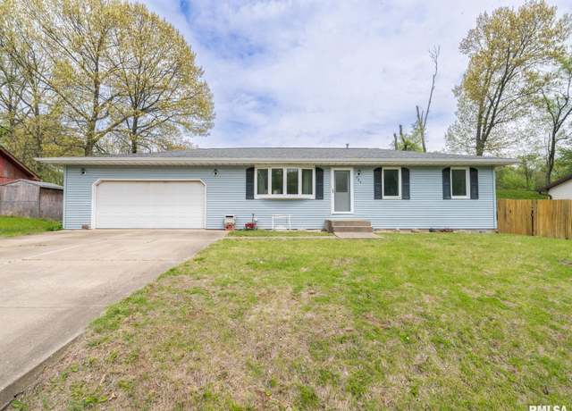 Property at 724 N Sunset Dr, Peoria, IL 61604, 3 beds, 2 baths