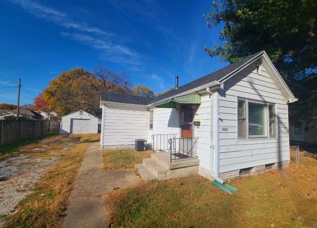 Property at 1113 N Rutledge St, Springfield, IL 62702, 1 bed, 1 bath
