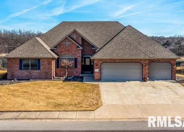 Property at 2000 Susan Hope Dr, Pekin, IL 61554, 3 beds, 3.5 baths