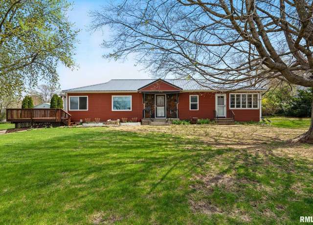 Property at 1118 Cedar St, Tipton, IA 52772, 3 beds, 1.5 baths