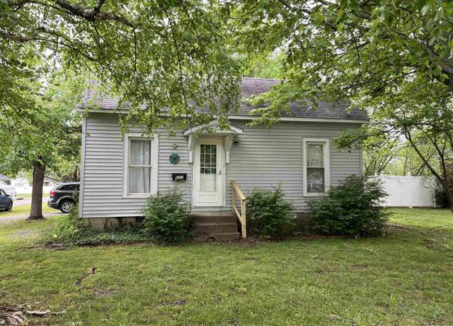 Property at 621 S 6th St, Herrin, IL 62948, 1 bed, 1 bath