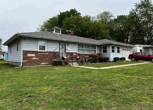 Property at 5 Evergreen Dr, Mt Vernon, IL 62864, 3 beds, 1.5 baths