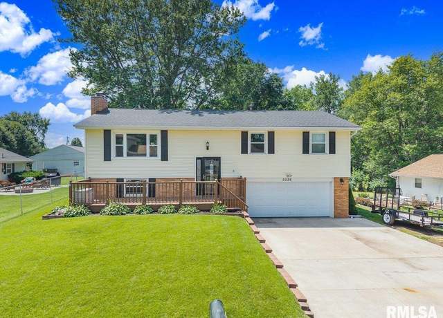 Property at 5026 W Lauder Ct, Bartonville, IL 61607, 4 beds, 3 baths