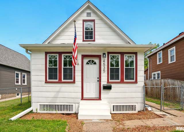 Property at 4535 15th Ave, Rock Island, IL 61201, 3 beds, 1 bath