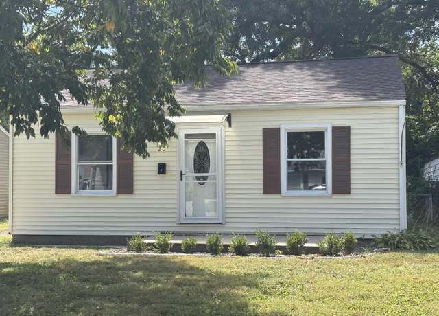 Property at 20 W Grand Ct, Springfield, IL 62704, 2 beds, 1 bath