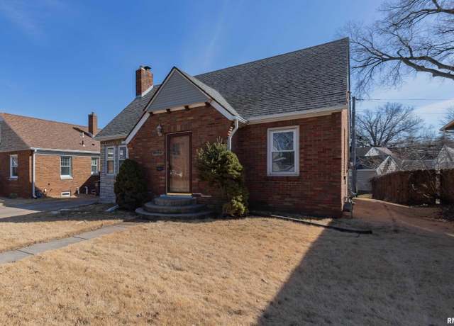 Property at 2424 Avenue OF The Cities Ave, Moline, IL 61265, 3 beds, 1 bath