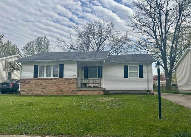 Property at 2916 E Griffiths Ave, Springfield, IL 62702, 3 beds, 1 bath