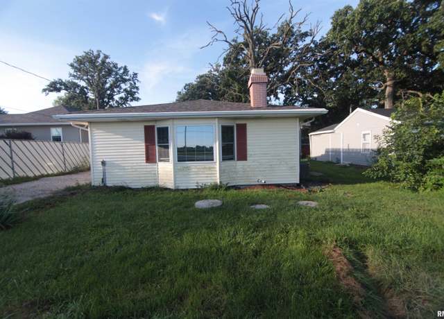 Property at 500 127th Ave, Milan, IL 61264, 4 beds, 2 baths