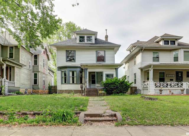 Property at 627 5th Avenue South, Clinton, IA 52732, 5 beds, 2 baths