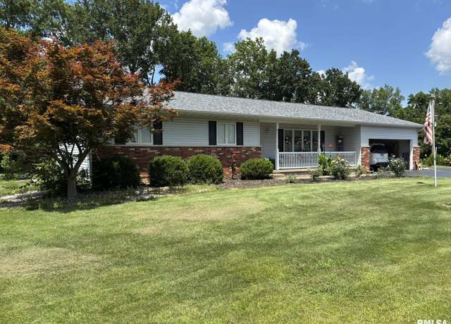 Property at 304 Lingale Ave, Marion, IL 62959, 3 beds, 3 baths