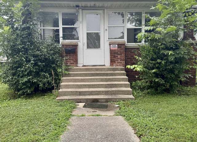 Property at 1100 E 2nd St, Centralia, IL 62801, 3 beds, 1 bath