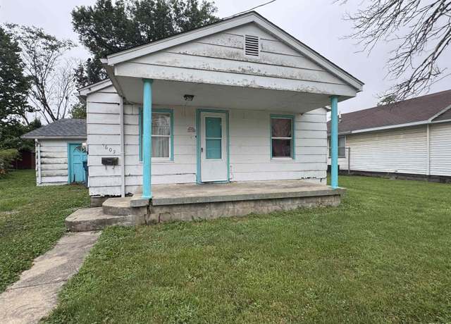 Property at 605 Gragg St, Centralia, IL 62801, 3 beds, 1 bath
