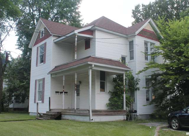 Property at 314 W Elm St #3, Carbondale, IL 62901, 5 beds, 4 baths