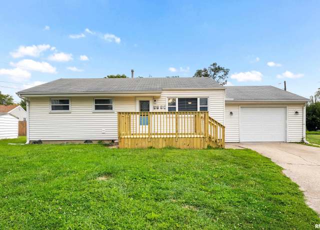 Property at 5704 Terrace Two Ct, Peoria Heights, IL 61616, 3 beds, 1 bath