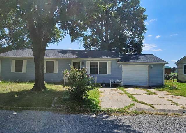 Property at 93 Seminole St, Mcclure, IL 62957, 3 beds, 1 bath