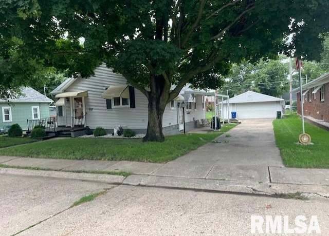 Property at 2212 W High St, Davenport, IA 52804, 2 beds, 1 bath