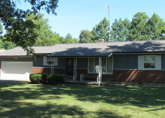 Property at 7863 Idyle Wild Rd, Duquoin, IL 62832, 3 beds, 2 baths