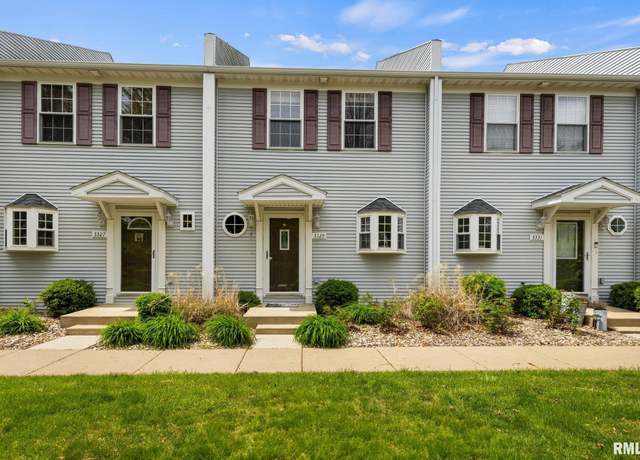 Property at 3329 W King James Rd, Peoria, IL 61615, 2 beds, 2.5 baths