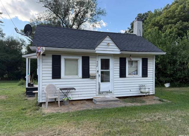 Property at 108 Fairview Ter, Jacksonville, IL 62650, 1 bed, 1 bath