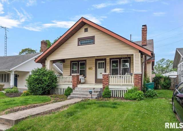 Property at 2073 S 4th St, Springfield, IL 62703, 2 beds, 1 bath