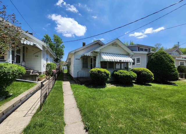Property at 2704 Missouri Ave, Peoria, IL 61603, 2 beds, 1 bath