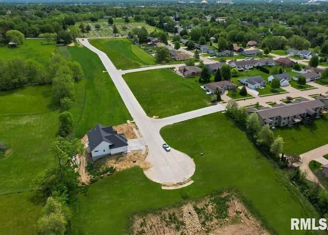 Property at 1907 Zara Trce, Clinton, IA 52732