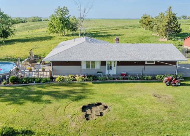 Property at 1547 410th Ave, Bryant, IA 52727, 3 beds, 2.5 baths