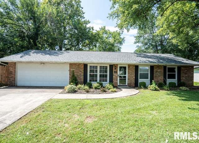 Property at 1413 Sebring Way, Carbondale, IL 62901, 3 beds, 1.5 baths