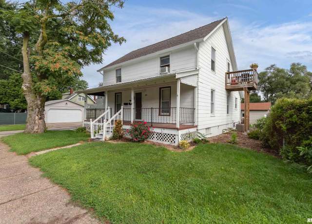 Property at 1515 25th Ave, Moline, IL 61265, 3 beds, 2 baths