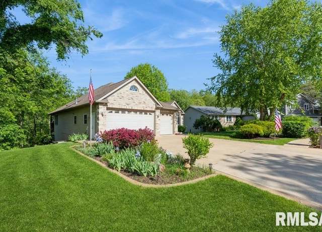 Property at 461 45th Ave, East Moline, IL 61244, 4 beds, 3.5 baths