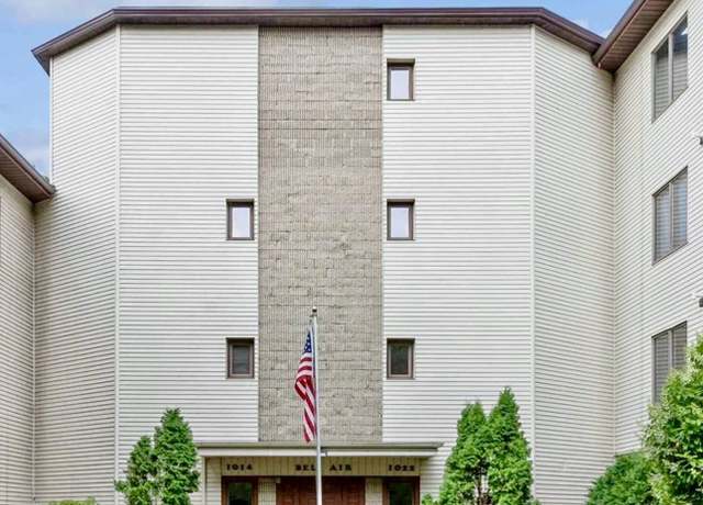 Property at 1022 Hickory Hill Ct, Clinton, IA 52732, 1 bed, 1 bath