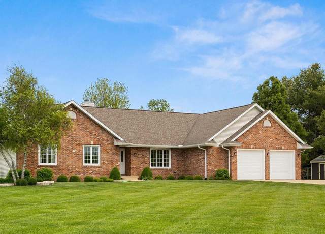 Property at 448 Grebner Rd, Metamora, IL 61548, 4 beds, 2.5 baths