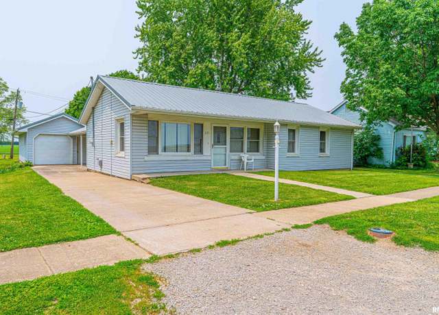Property at 209 Cleveland Ave, Emden, IL 62635, 2 beds, 1.5 baths